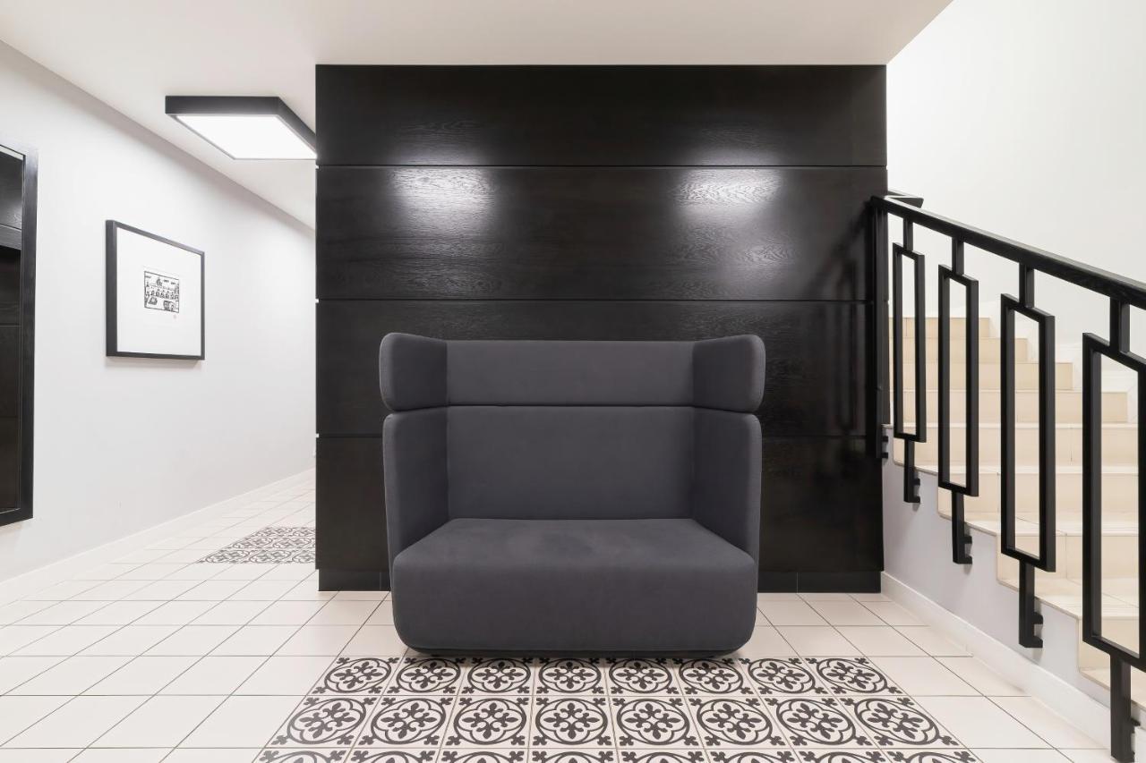 Apartments Harmonica Trynitarska By Noclegi Renters Cracovie Extérieur photo
