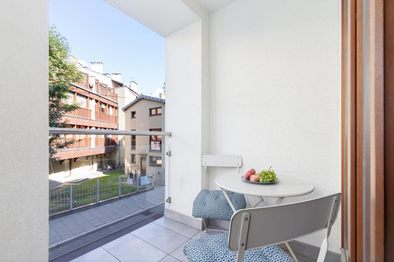 Apartments Harmonica Trynitarska By Noclegi Renters Cracovie Extérieur photo