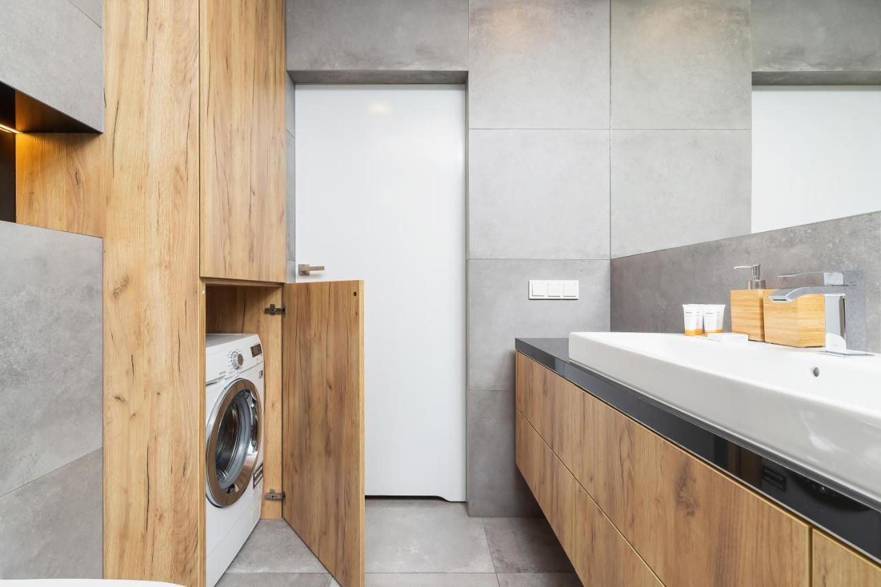 Apartments Harmonica Trynitarska By Noclegi Renters Cracovie Extérieur photo