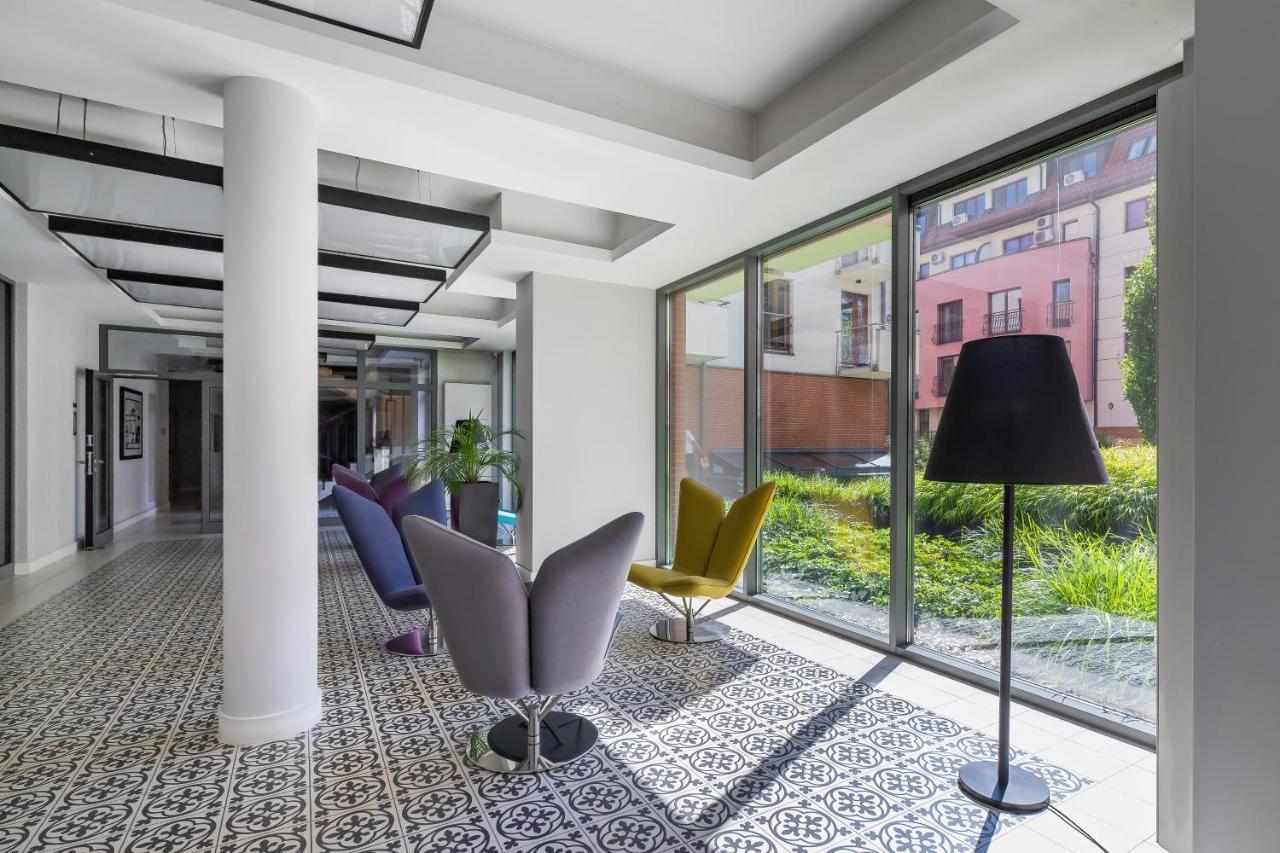 Apartments Harmonica Trynitarska By Noclegi Renters Cracovie Extérieur photo