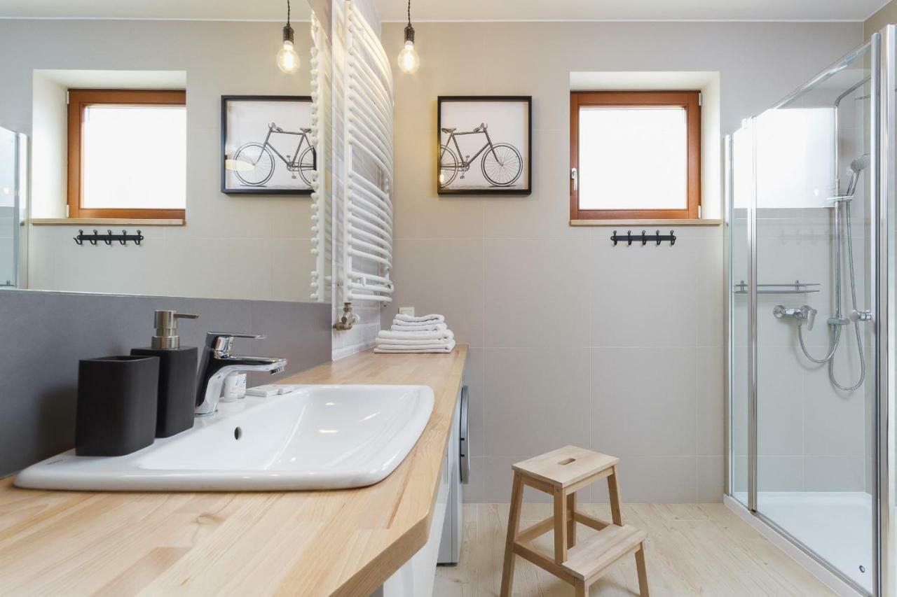 Apartments Harmonica Trynitarska By Noclegi Renters Cracovie Extérieur photo