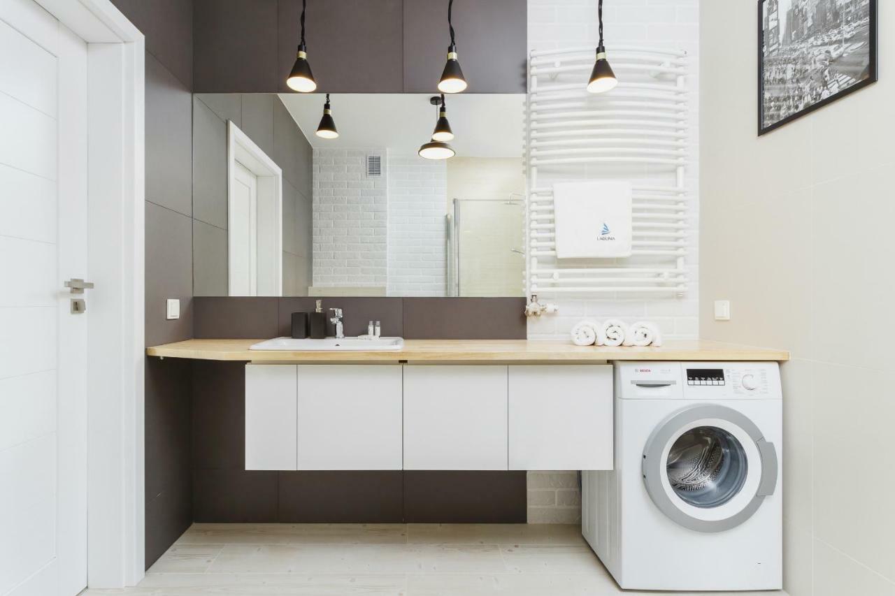 Apartments Harmonica Trynitarska By Noclegi Renters Cracovie Extérieur photo