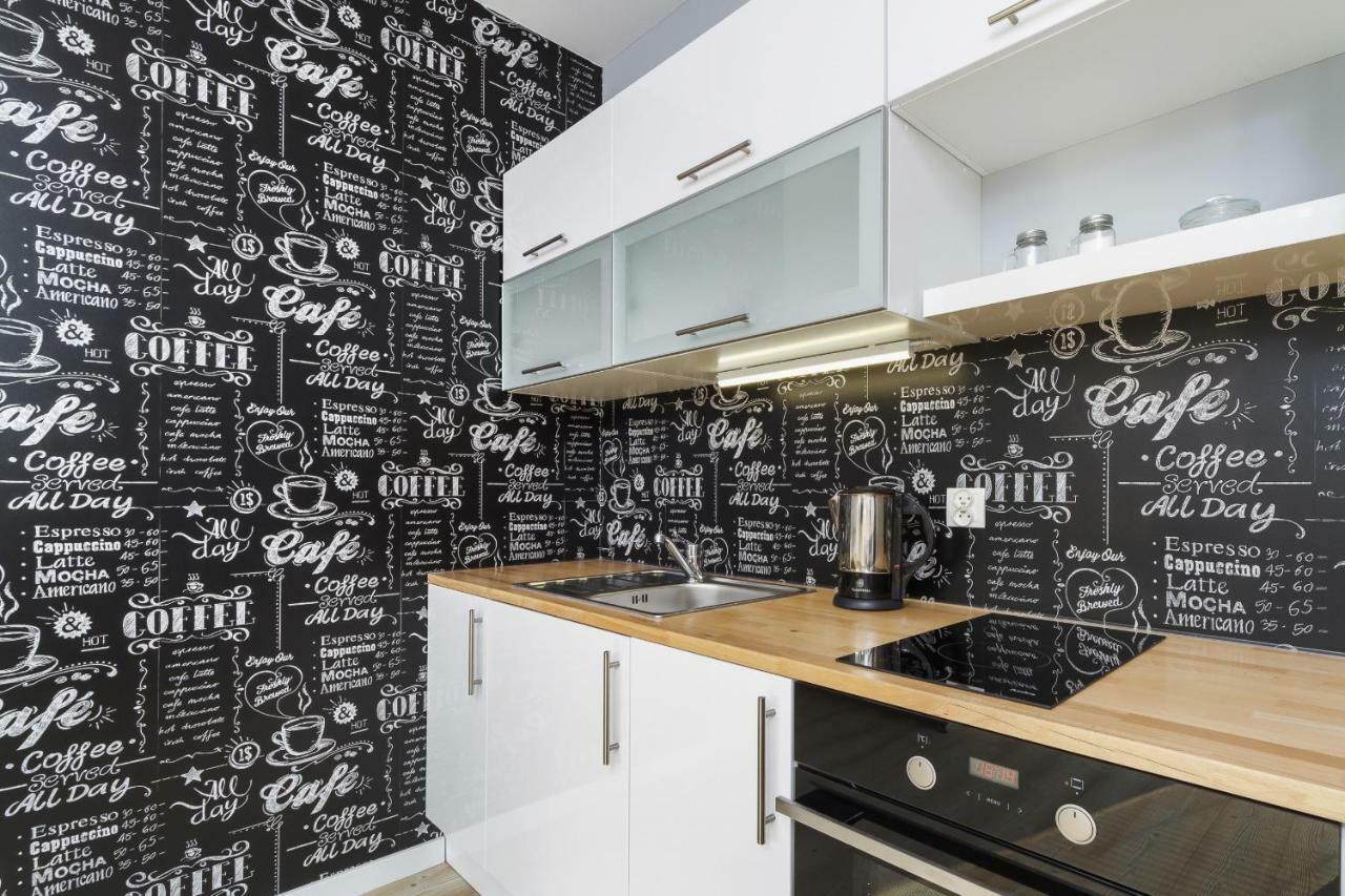 Apartments Harmonica Trynitarska By Noclegi Renters Cracovie Extérieur photo